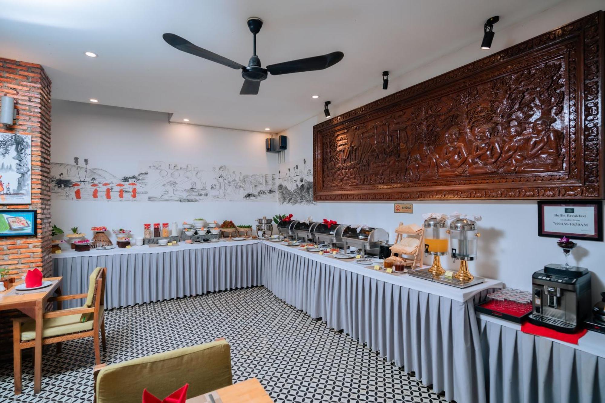 Home Chic Hotel Phnom Penh Bagian luar foto