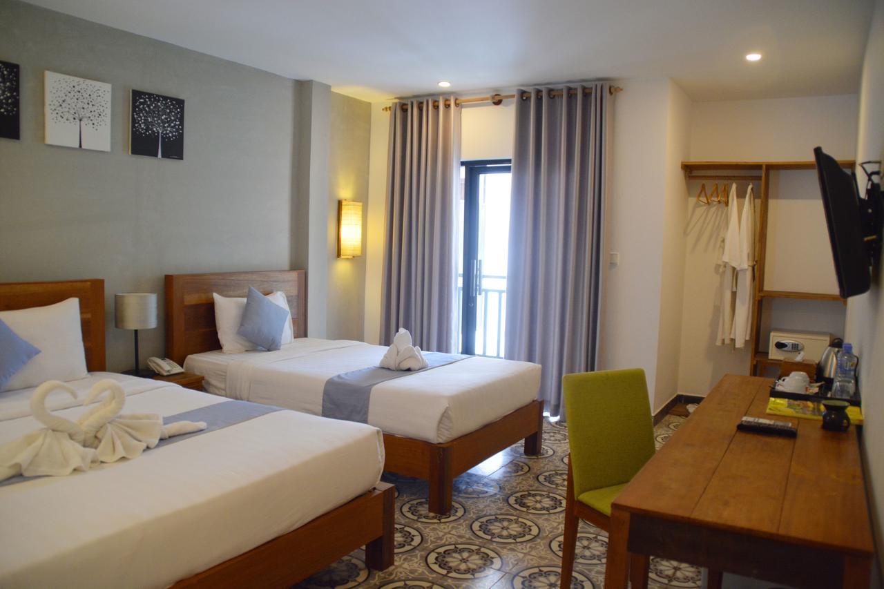 Home Chic Hotel Phnom Penh Bagian luar foto