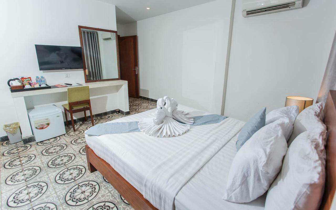 Home Chic Hotel Phnom Penh Bagian luar foto