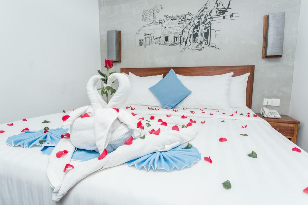 Home Chic Hotel Phnom Penh Bagian luar foto