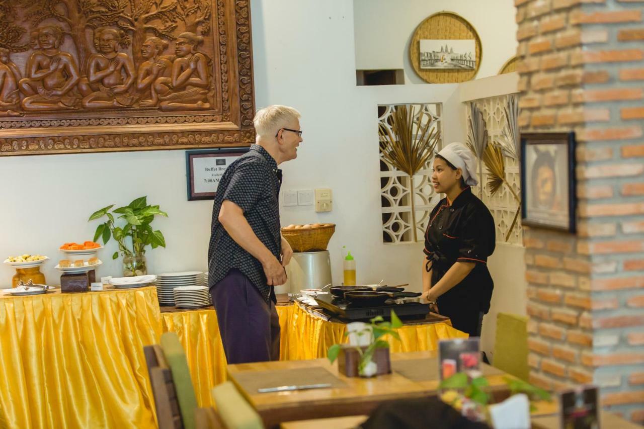 Home Chic Hotel Phnom Penh Bagian luar foto