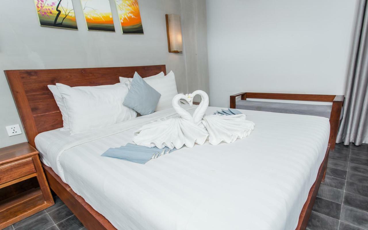 Home Chic Hotel Phnom Penh Bagian luar foto
