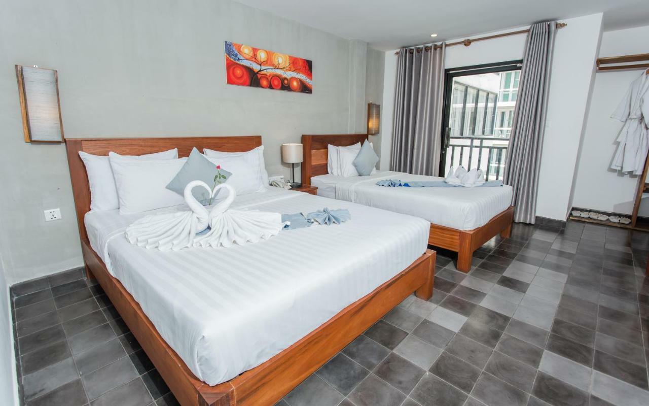 Home Chic Hotel Phnom Penh Bagian luar foto